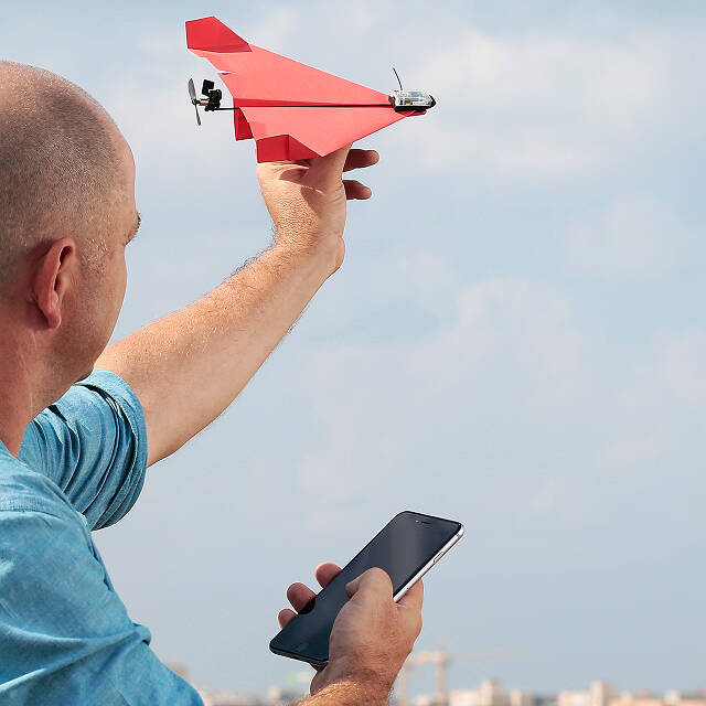 smartphone controlled paper airplane