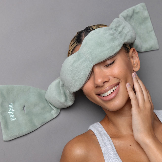 Weighted Relaxation Eye Mask