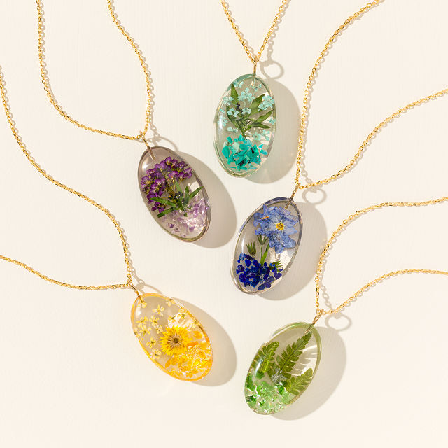 Blooming Gemstone Necklace